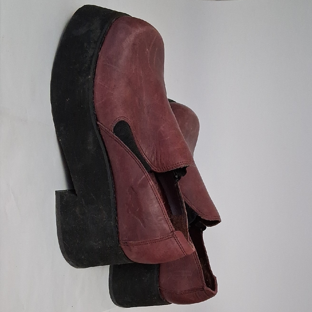 Women's Burgundy Platform Slip-On Shoes